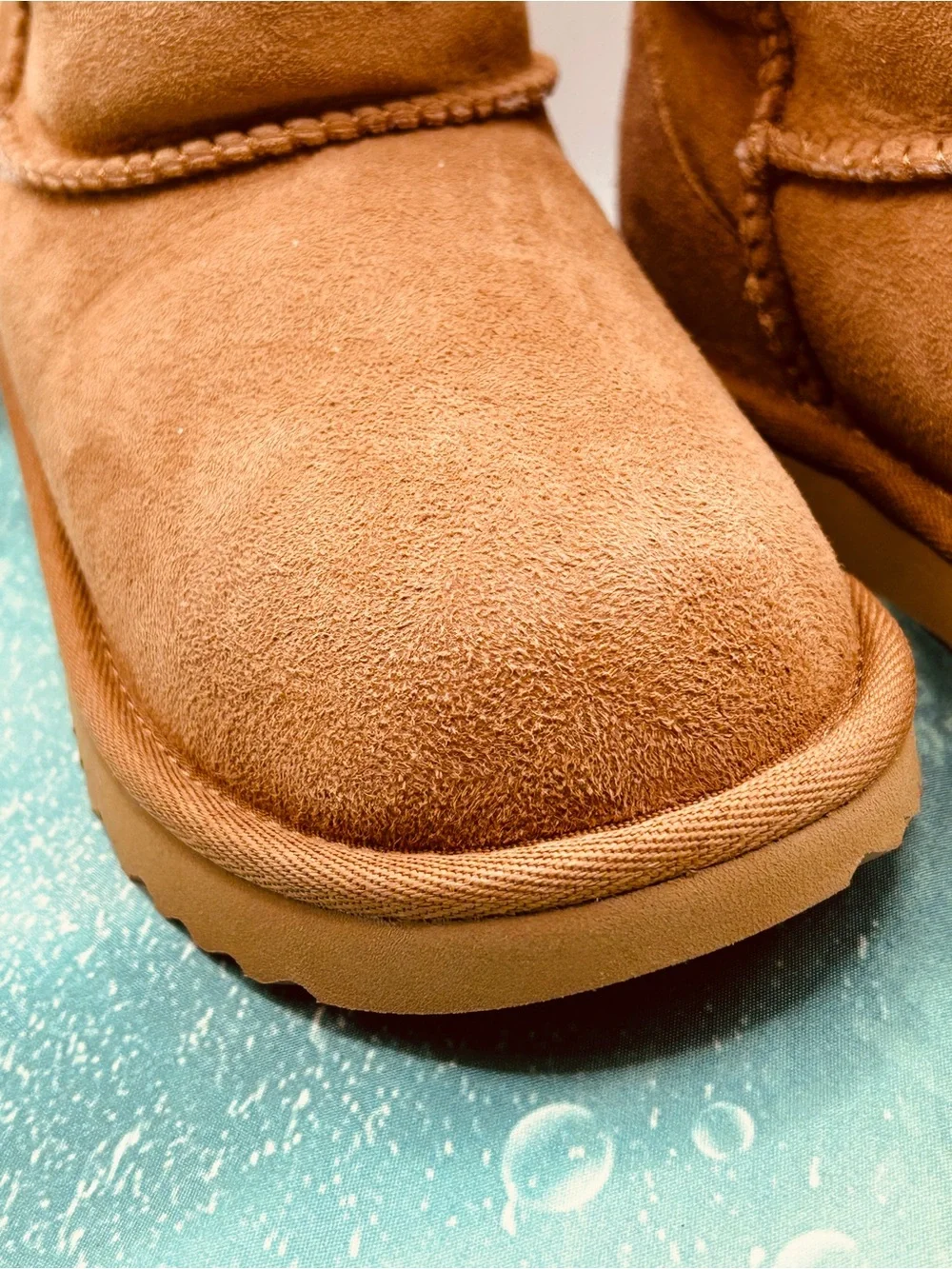 UGG Kids Classic II Tall Shearling-Lined Boots - Chestnut Size 11